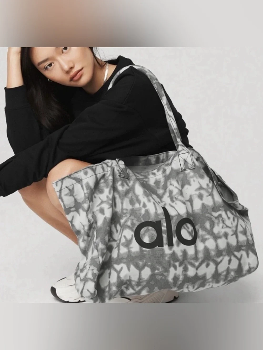 ALO Yoga Gray Tie-Dye Tote - Large Canvas Weekend Bag